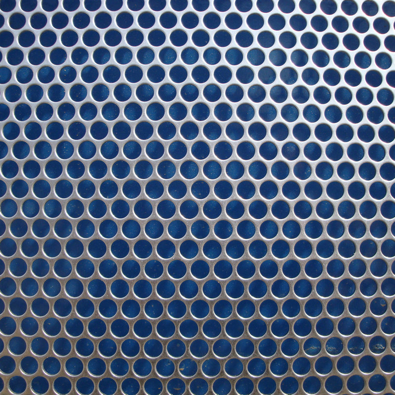 铁板冲孔网不同领域使用限制